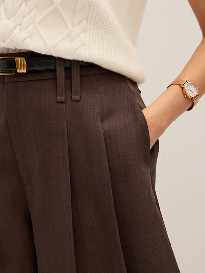 Pleated Mid-Waist Shorts without Belt