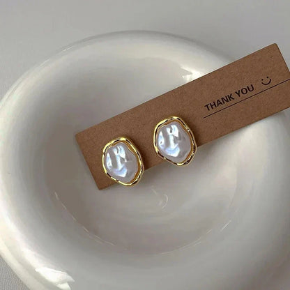 Carmen Elegant Pearl Earrings